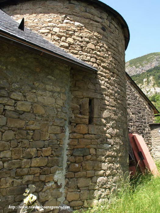 DETALLE DEL CILINDRO ABSIDAL